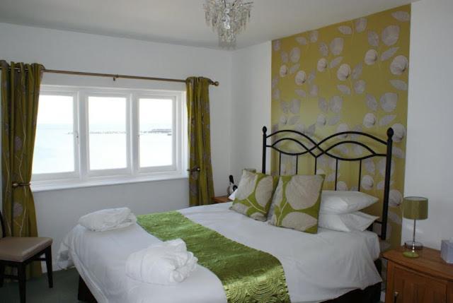 The Bay Apartment Lyme Regis Phòng bức ảnh